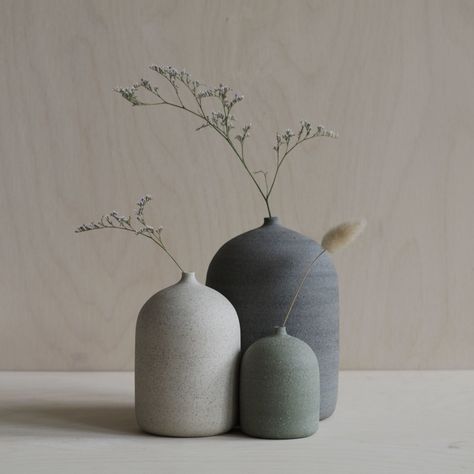 vases en pierre minimalistes